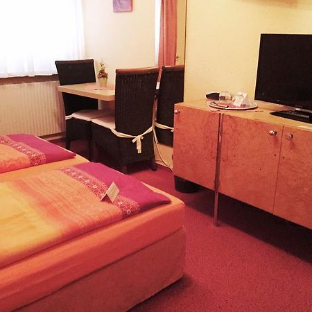 نيوفيد Stadthotel-Garni المظهر الخارجي الصورة
